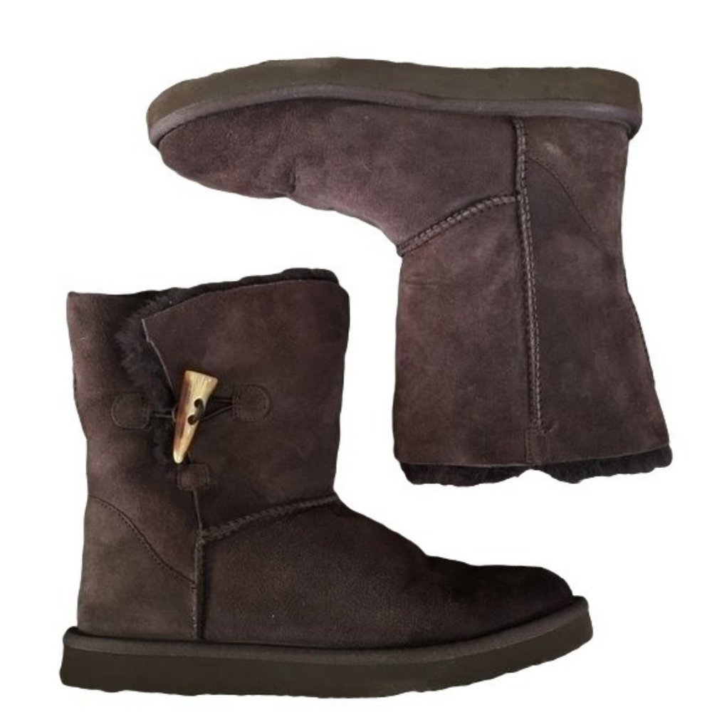 Cozie Steps Chocolate Brown Sheepskin Short Boots 8